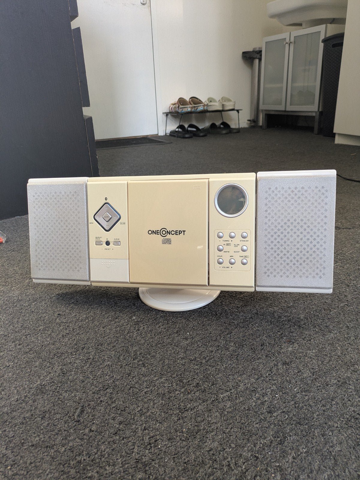 Foto 3 van OneConcept V-12 Stereo-installatie met CD-speler
