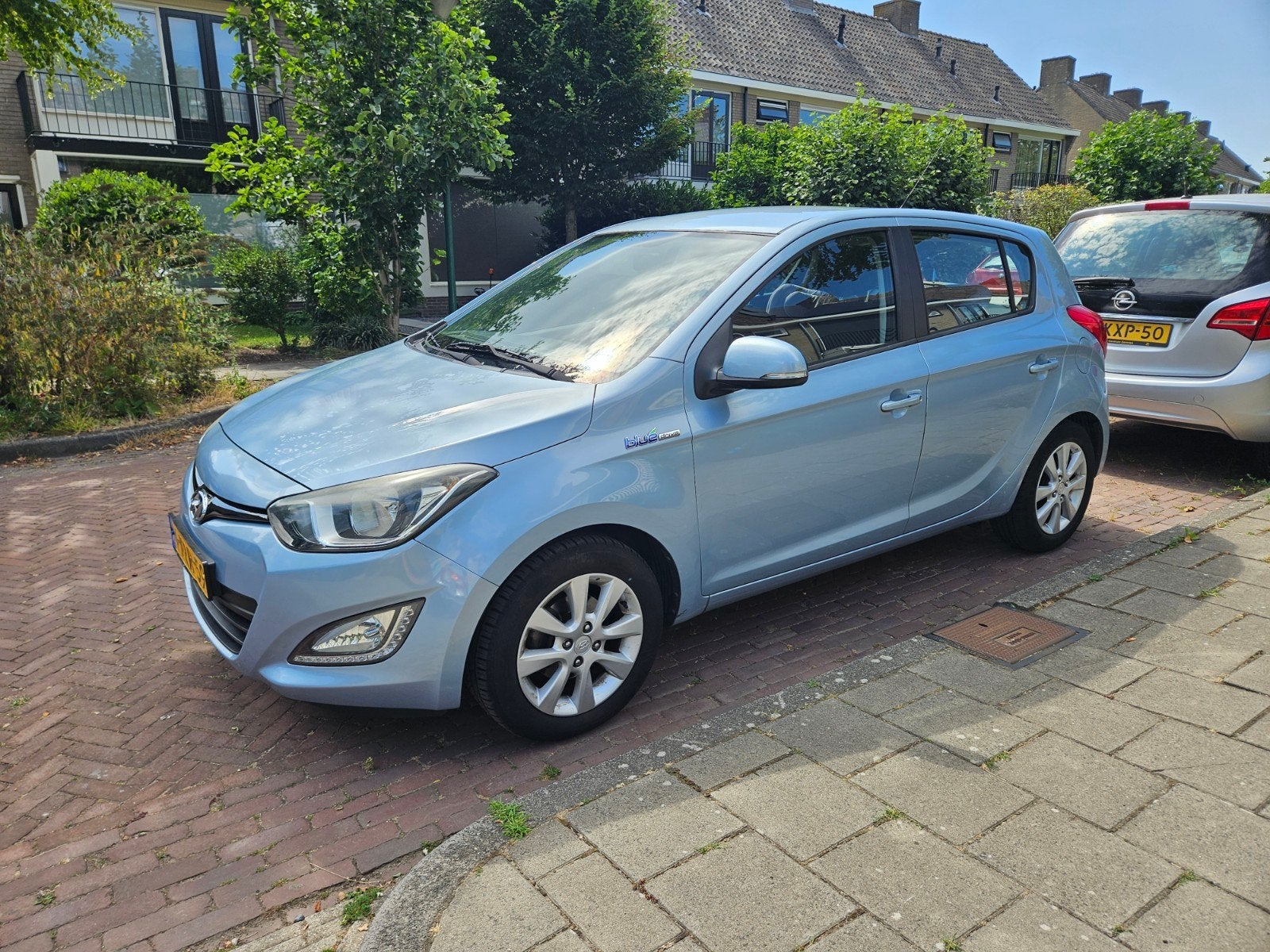Hyundai i20 1.2I 5-DRS 2013 Blauw, 4 cilinders, Blauw, Origineel Nederlands, Handgeschakeld