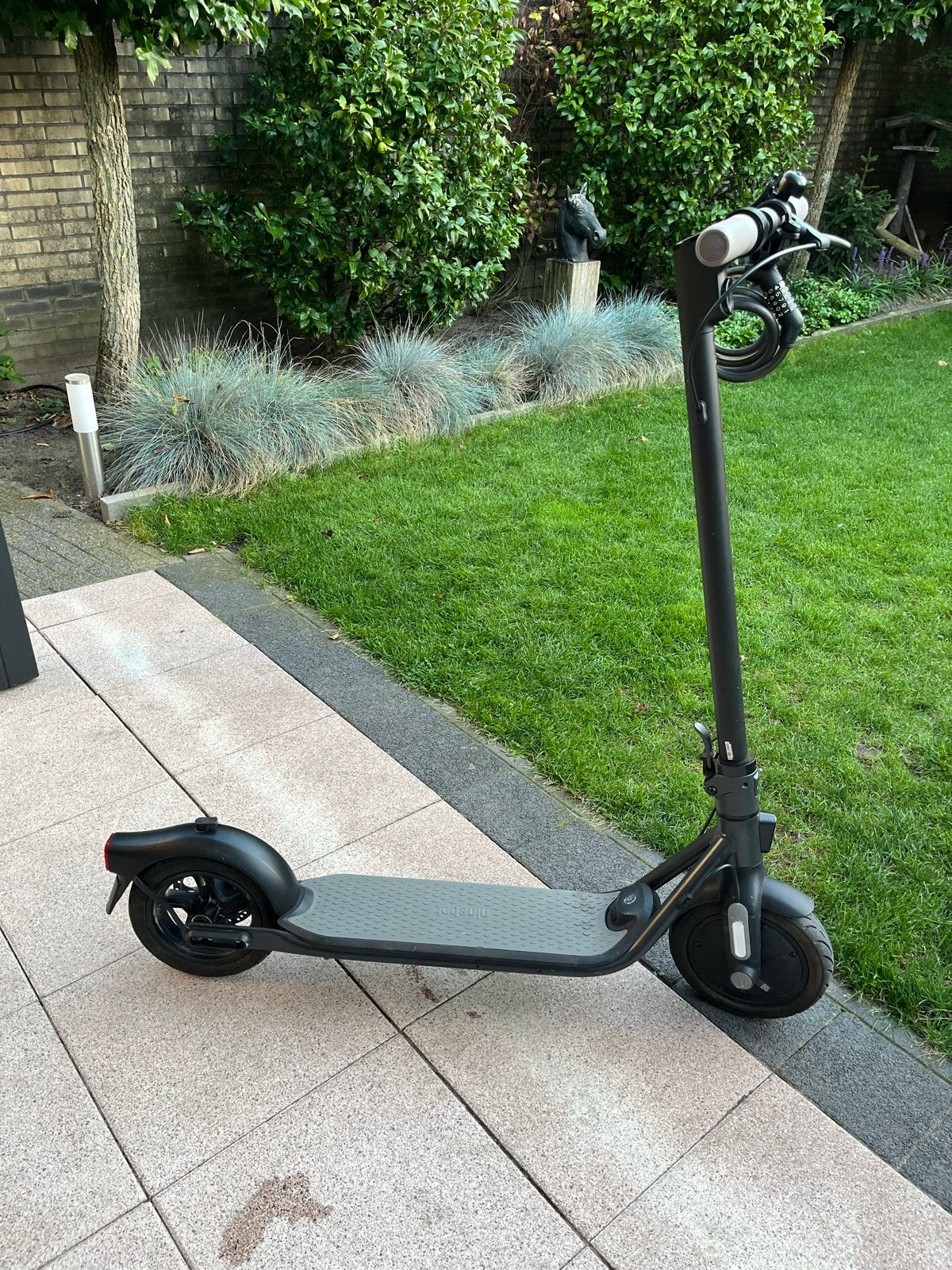 Segway Ninebot KickScooter F25E II - Elektrische Step, Ophalen, Zo goed als nieuw, Elektrische step (E-scooter)