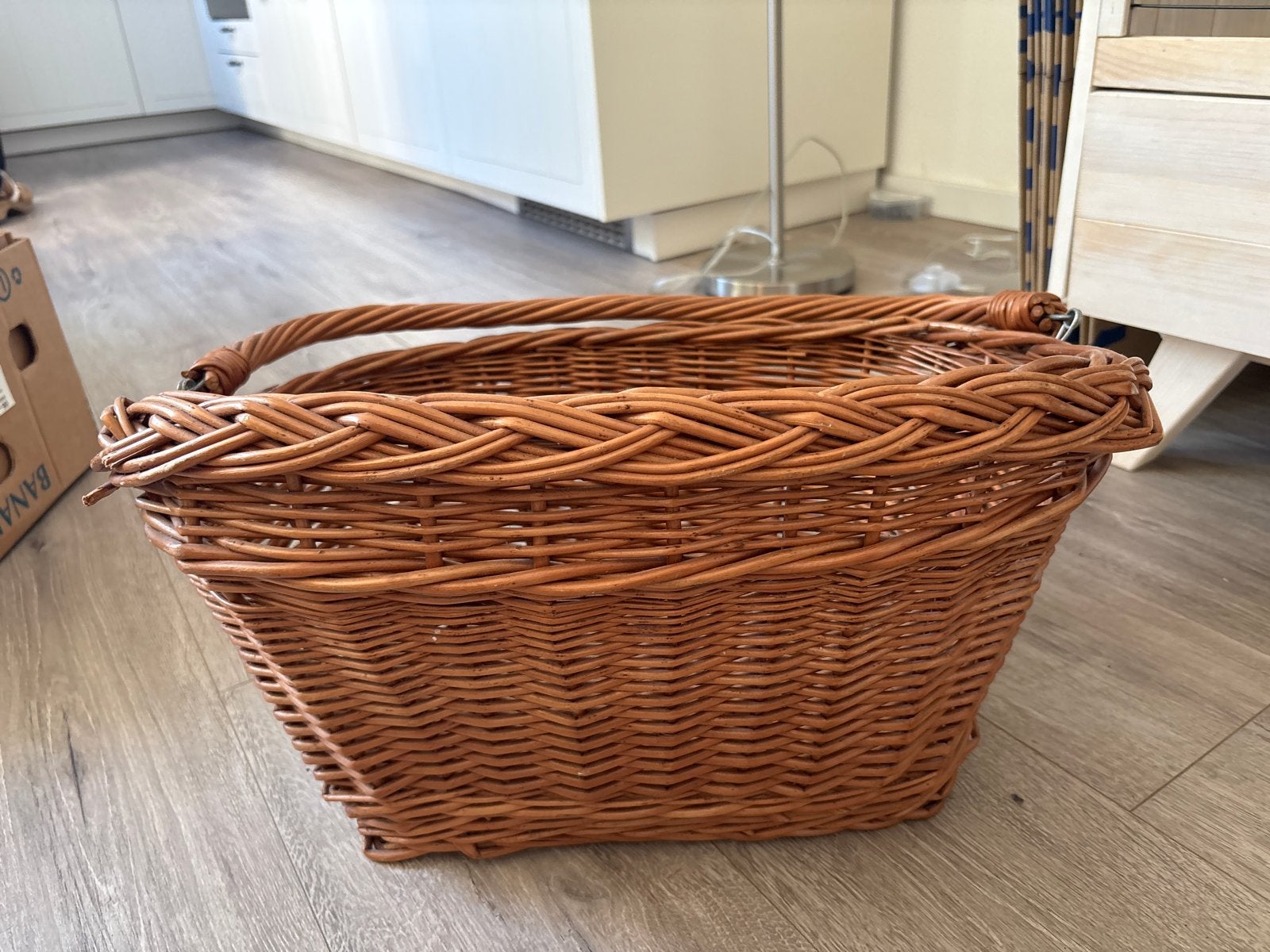 Grote rieten fietsmand - 50x30x35 cm, Ophalen, Gebruikt, Fietsmand