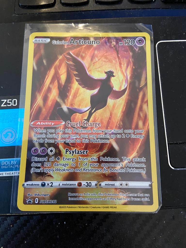 Galarian Articuno Sword & Shield Full Art, Ophalen of Verzenden, Zo goed als nieuw