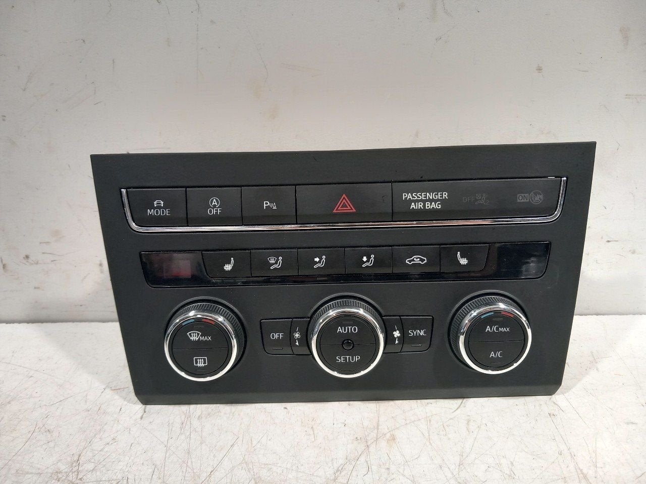 Bedieningspaneel kachel Seat Leon, Auto-onderdelen, Onderdelen@venauto.nl, Van der Ven Autorecycling B.V., Gebruikt, Ettenseweg 76, 4706 PB Roosendaal, The Netherlands