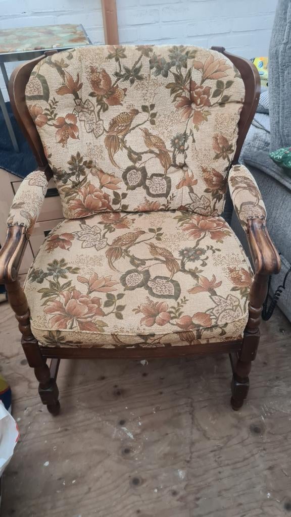 Antieke Oma Stoel - Goede Staat voor de Leeftijd, Antiek en Kunst, Antiek | Meubels | Stoelen en Banken, Ophalen of Verzenden