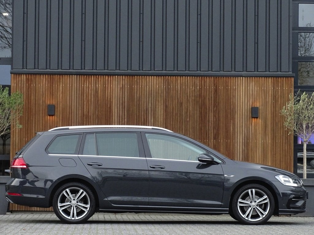 Volkswagen Golf Variant 1.0 TSI 110PK DSG / Highline / R-lin, Stof, Gebruikt, Met garantie (alle), Origineel Nederlands
