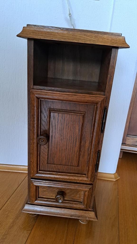 Klein telefoon kastje., Antiek en Kunst, Antiek | Meubels | Kasten, Ophalen