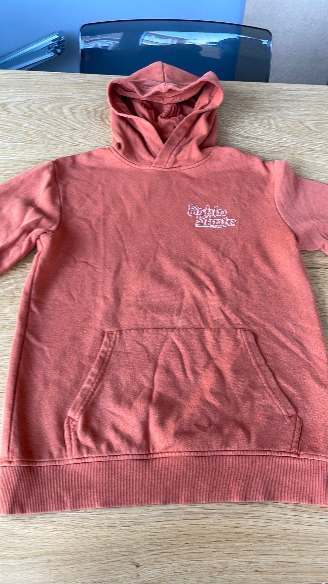 H&M sweater hoody zalmkl ruimvallend maat 146 152, Ophalen of Verzenden, Gebruikt, Jongen, Trui of Vest