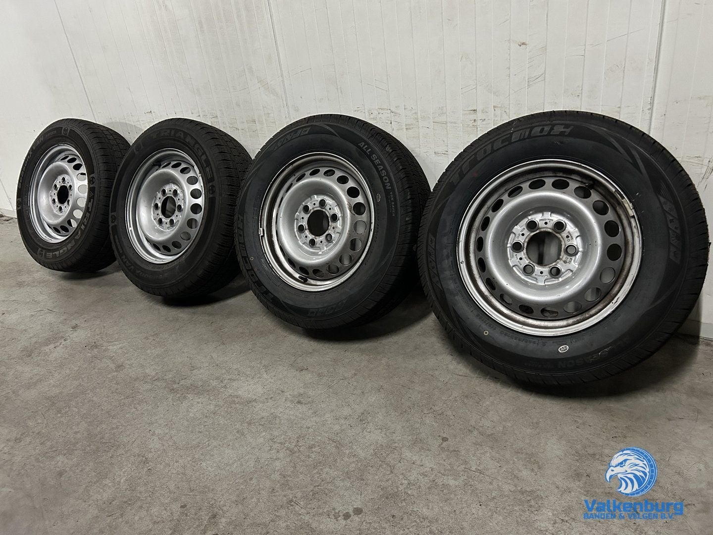 8mm! Originele Mercedes Sprinter B907 B910 16 inch stalen ve, -, Banden en Velgen, Ophalen of Verzenden, All Season