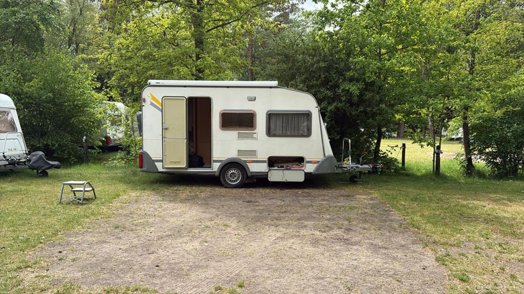 Knaus Südwind 401TK, mover, thule casetteluifel, voortent, Treinzit, 750 - 1000 kg, Particulier, 4 tot 5 meter