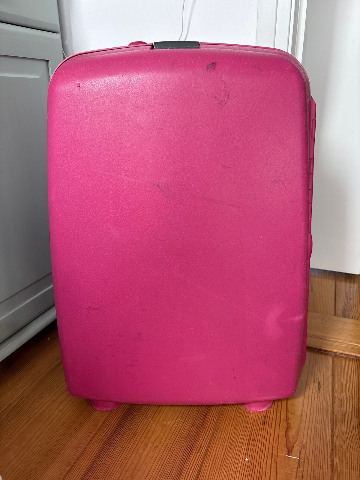 Roze Style koffer met cijfercode, Gebruikt, Hard kunststof, 45 tot 55 cm, Slot