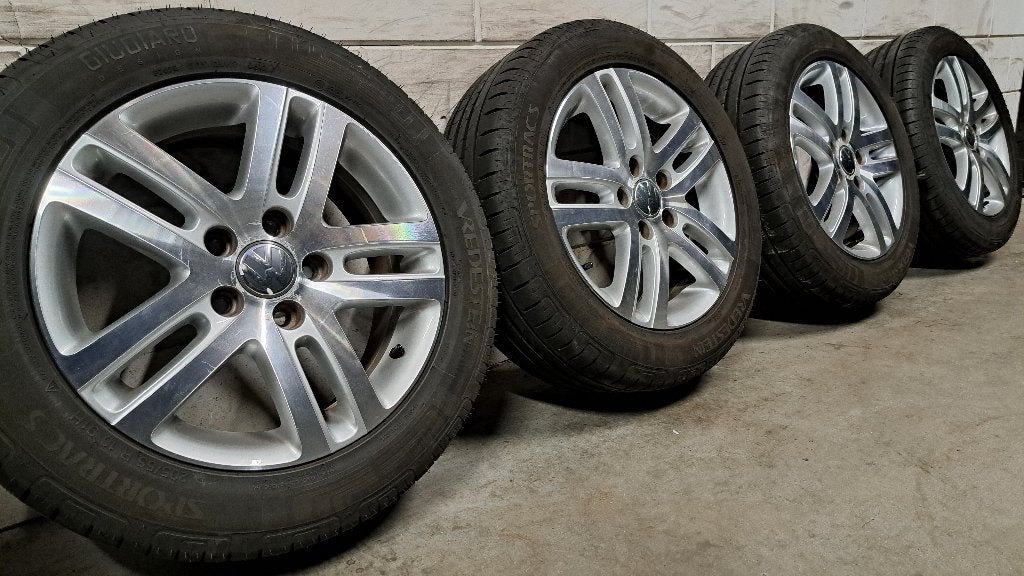 Bi-color velgen Caddy Golf Octavia Altea A3 Leon 205/55/16, Gebruikt, 16 inch, Banden en Velgen, Personenwagen