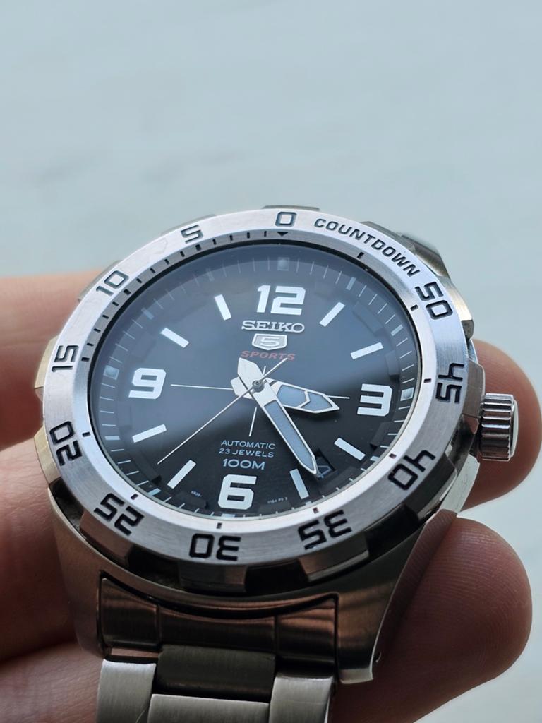 Sieko 5 sports, Sieraden, Tassen en Uiterlijk, Horloges | Heren, Ophalen of Verzenden, Zo goed als nieuw, Staal, Overige merken