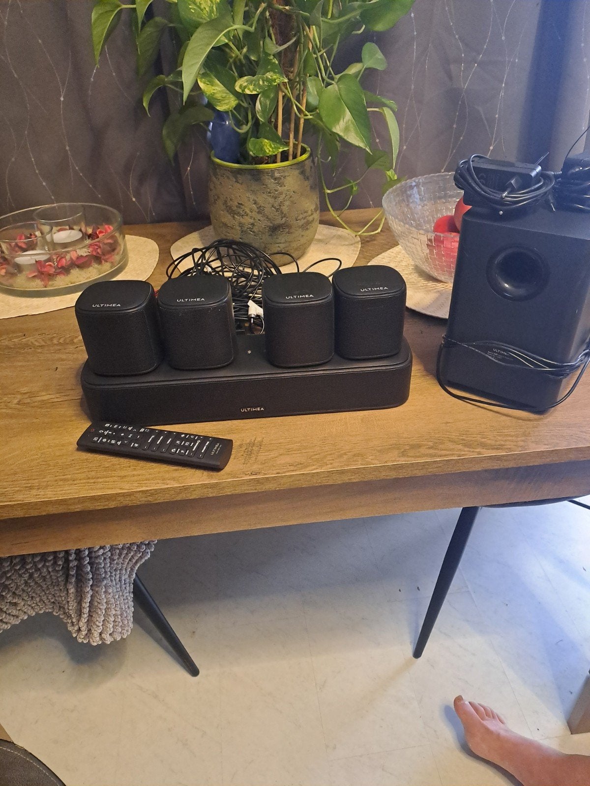 Ultimea Soundbar met 4 satelliet speakers en su, Audio, Tv en Foto, Overige merken, Verzenden, 70 watt of meer, Overige spelers