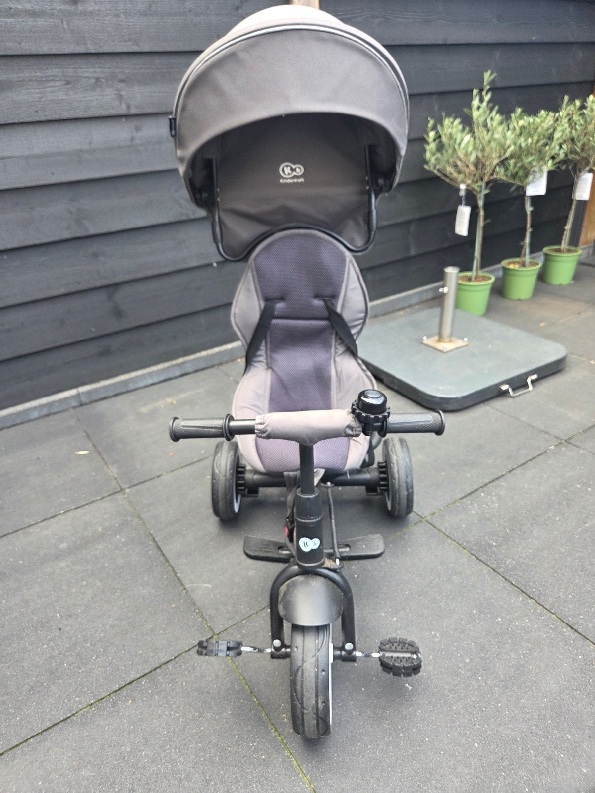 Kinderkraft driewieler met duwstang en zonnekap, Fietsen en Brommers, Ophalen, Duwstang