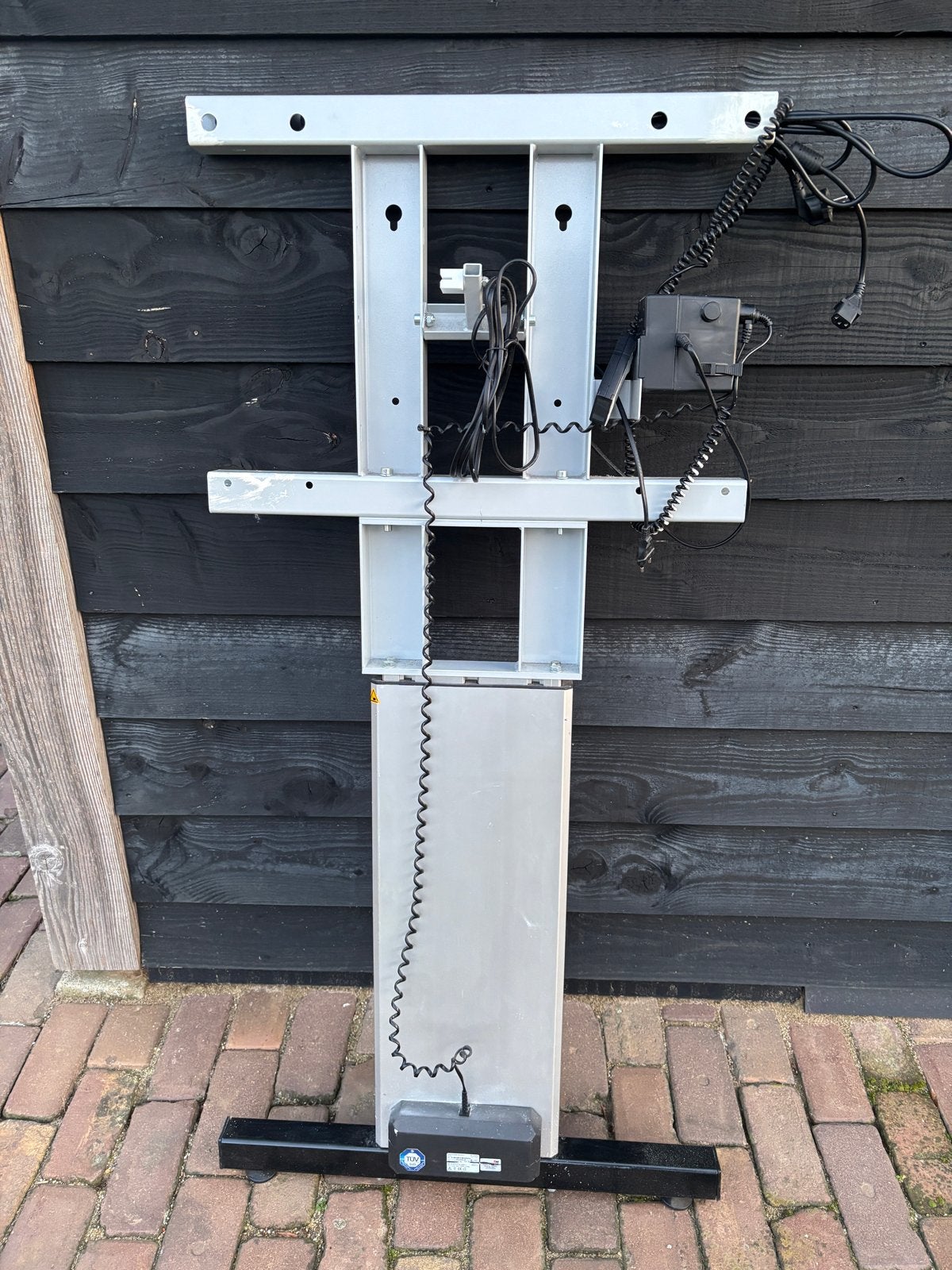 Elektrische TV Lift voor 100/150cm schermen, Gebruikt, 50 Hz, 100 cm of meer, Ophalen