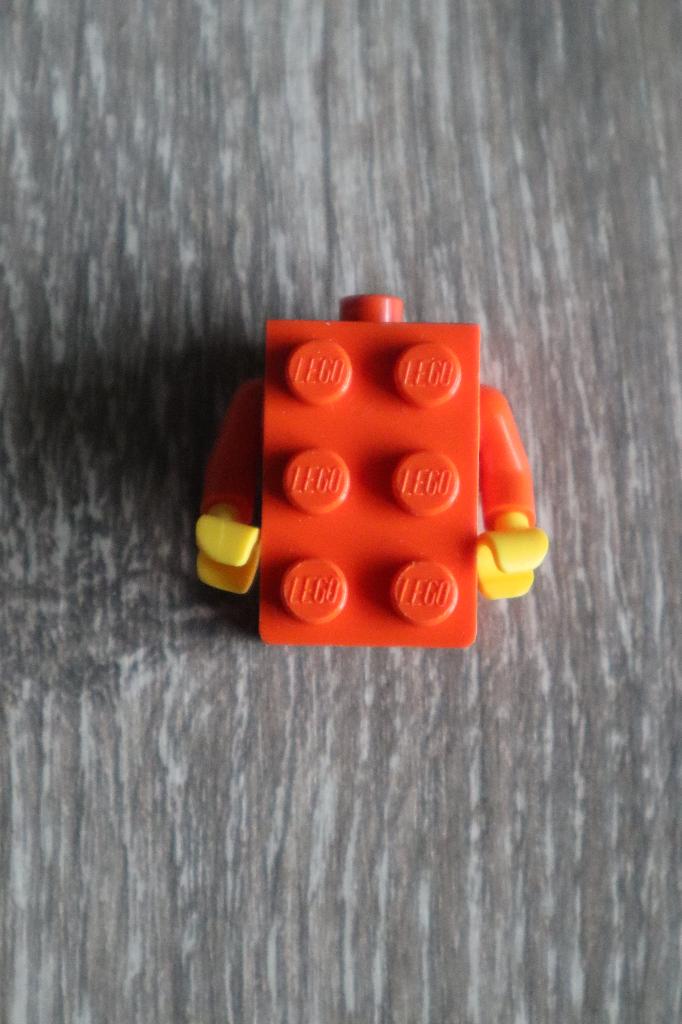 Lego - Brick suit reddisch orange, Overige thema's, Lego, Nieuw, Ophalen of Verzenden