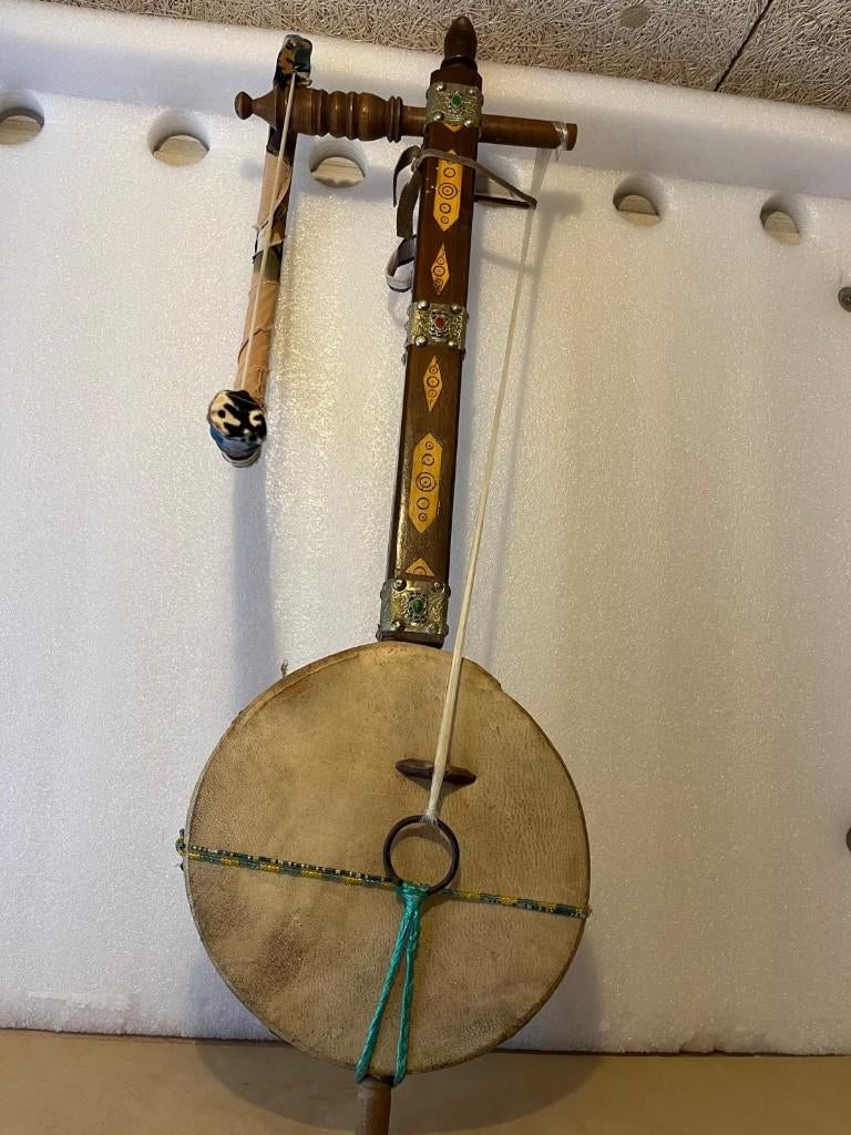 Te koop Rebab Amazigh traditioneel muziek instrument, Muziek en Instrumenten, Snaarinstrumenten | Overige, Ophalen of Verzenden
