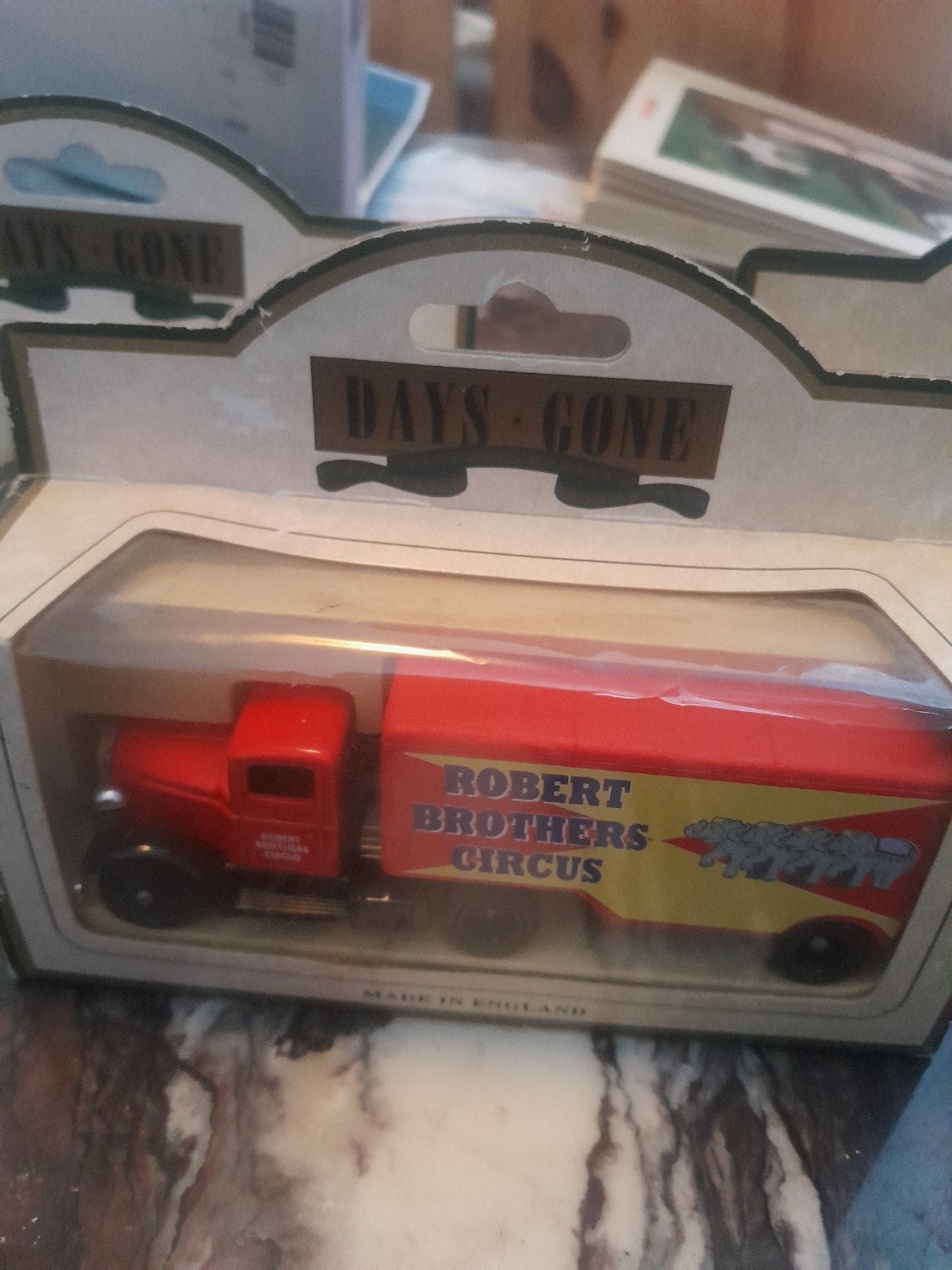 Days Gone Vintage Modelauto's - Robert Brothers Circus, Verzenden, Nieuw, Auto's