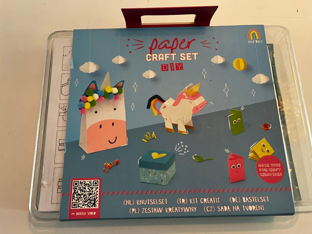 DIY Paper Craft Set - Eenhoorn & Cadeau Doosjes, Fantasie, Nieuw, Meerkleurig, Ophalen of Verzenden