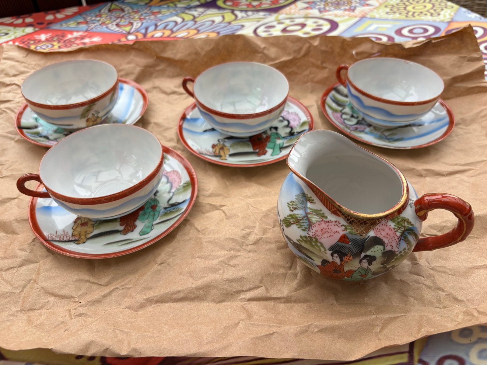 Vintage Japans theeservies met handgeschilderde decoratie, Ophalen