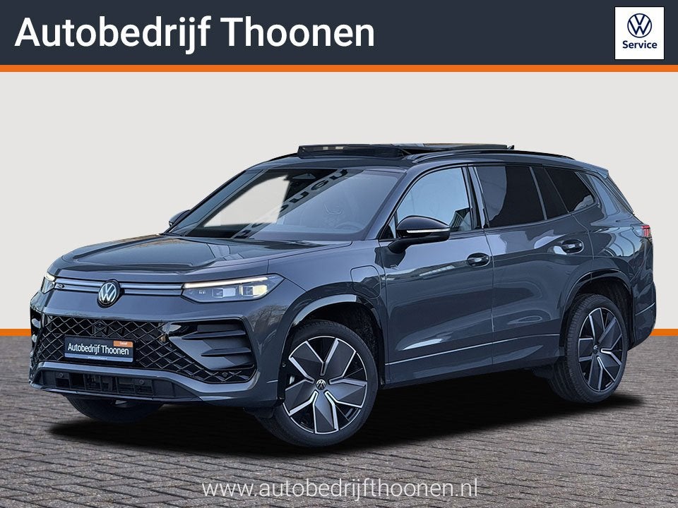 Volkswagen Tayron 1.5 eHybrid R-Line 272pk | Trekhaak | 360, Stof, 4 cilinders, 2000 kg, 1848 kg
