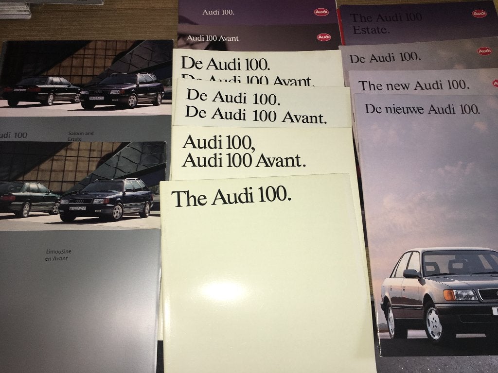 12x Audi 100 + 100 Avant Estate folders brochures NL D GB, Ophalen of Verzenden, Zo goed als nieuw, Audi