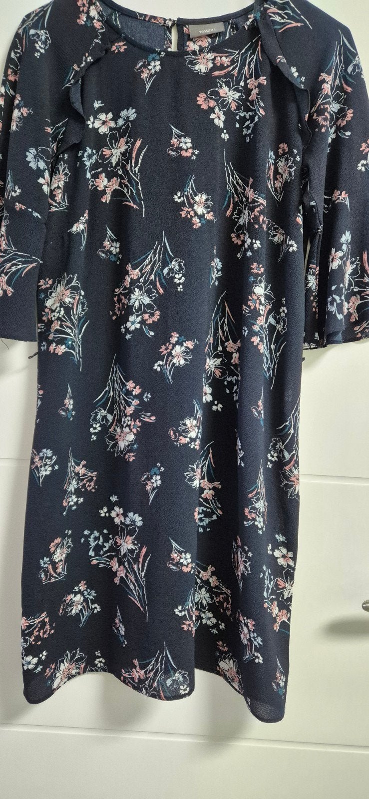 Donkerblauwe jurk met bloemenprint, Blauw, Yessica, Maat 42/44 (L), Ophalen of Verzenden
