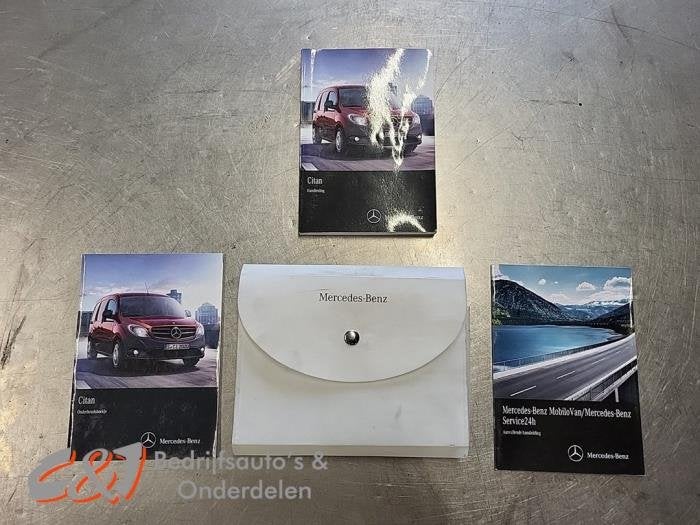 Instructie Boekje van een Mercedes Citan, Gebruikt, -, Ophalen of Verzenden, -