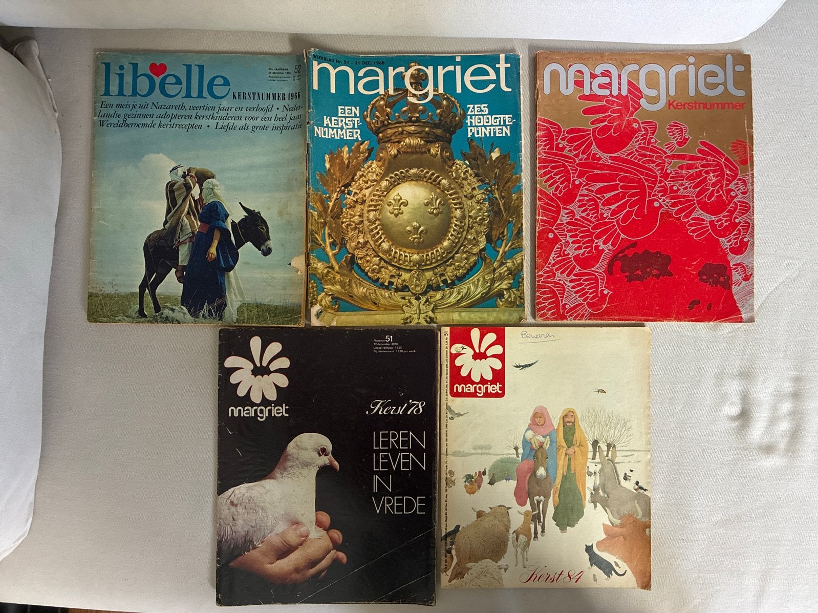 Kerstnummers Libelle en Margriet (1966-1984), Ophalen of Verzenden, Gelezen, Damesbladen