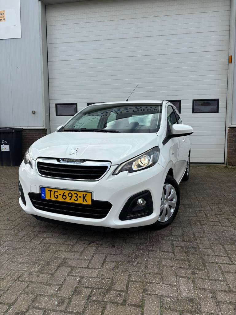 Peugeot 108 1.0 2018 Wit - Dealeronderhouden, Voorwielaandrijving, Stof, Zwart, 4 stoelen
