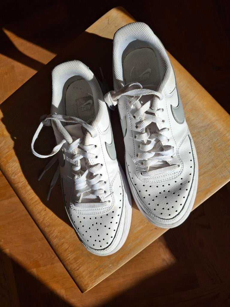 Nike sneakers, Wit, Nike, Ophalen of Verzenden, Sneakers of Gympen