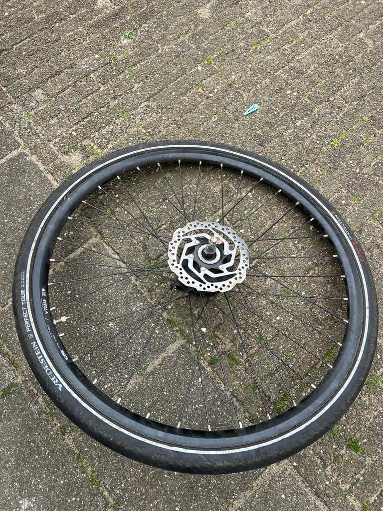 Wiel met Shimano Nexus 8  naaf en schijfrem, Zo goed als nieuw, Aluminium, Stadsfiets, Ophalen