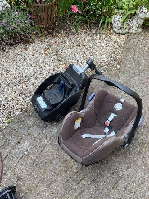 maxi cosi met houder voor in de auto, Ophalen, 0 t/m 13 kg, Maxi-Cosi, Gebruikt