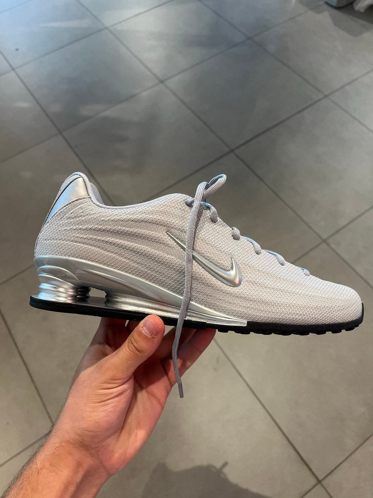 !!+MAAT!!Nike Shox Z Silver Metallic | BRAND NEW, Nieuw, Ophalen of Verzenden, Sneakers of Gympen, Grijs