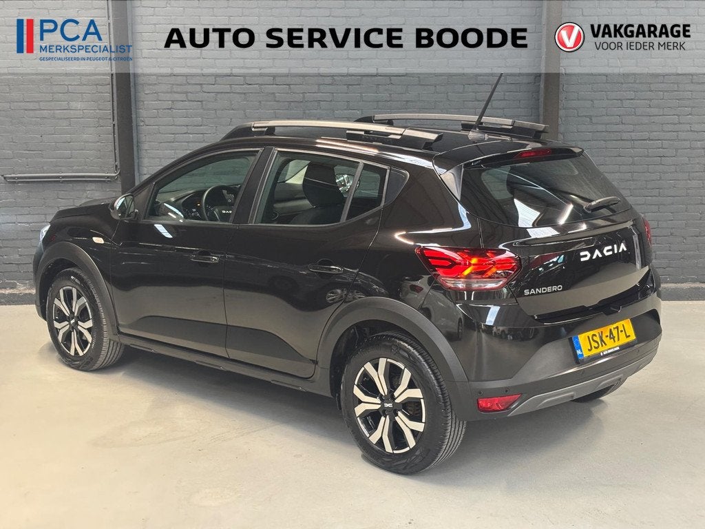 Dacia Sandero Stepway 1.0 TCe (90 pk) Expression automaat -, Auto's, Stof, Gebruikt, Euro 6, Zwart