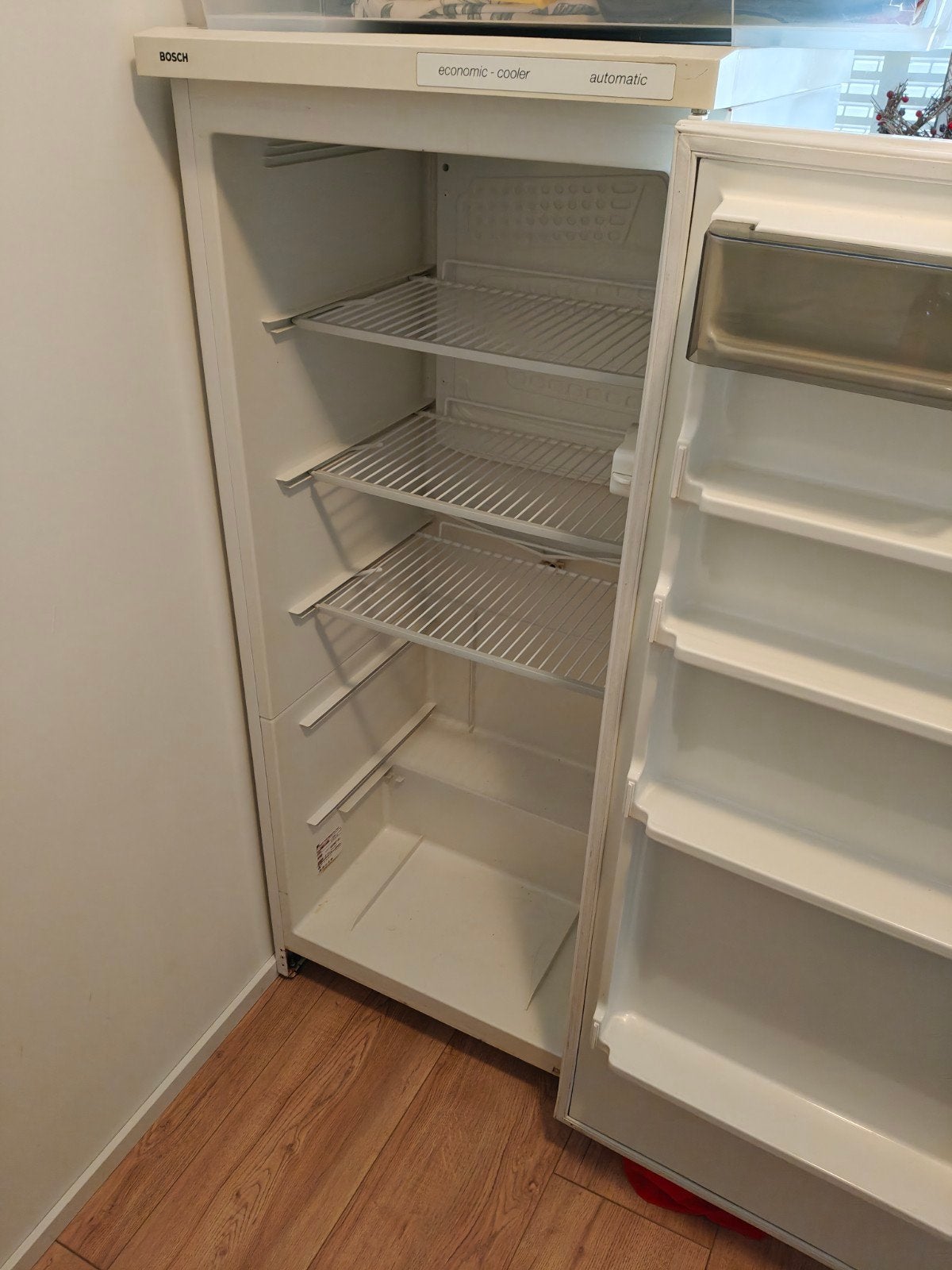 Bosch koelkast - bierkoelkast - wijn klimaatkast, Ophalen, 150 tot 200 liter, 140 tot 160 cm, 45 tot 60 cm