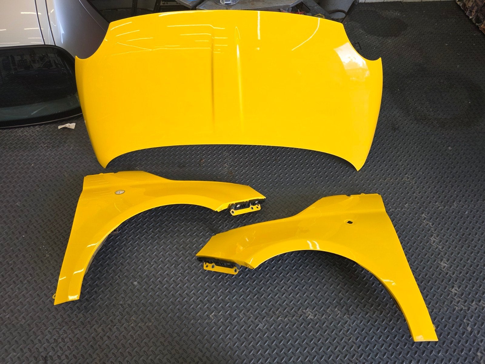 Voorschermen en motorkap Abarth 500/595/695 geel 258a, Ophalen, Gebruikt, Voor, Fiat