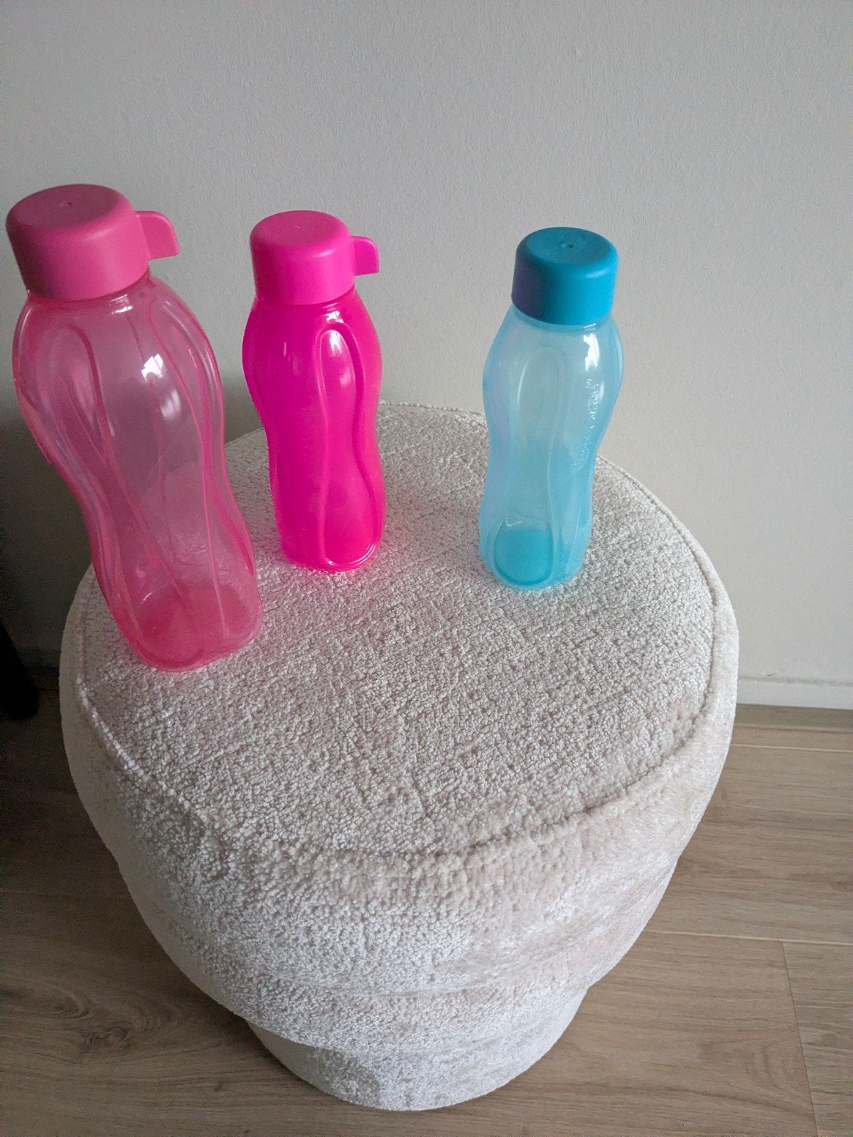 Set van 3 Tupperware drinkflessen (roze en blauw), Overige kleuren, Ophalen of Verzenden, Zo goed als nieuw, Drinkfles