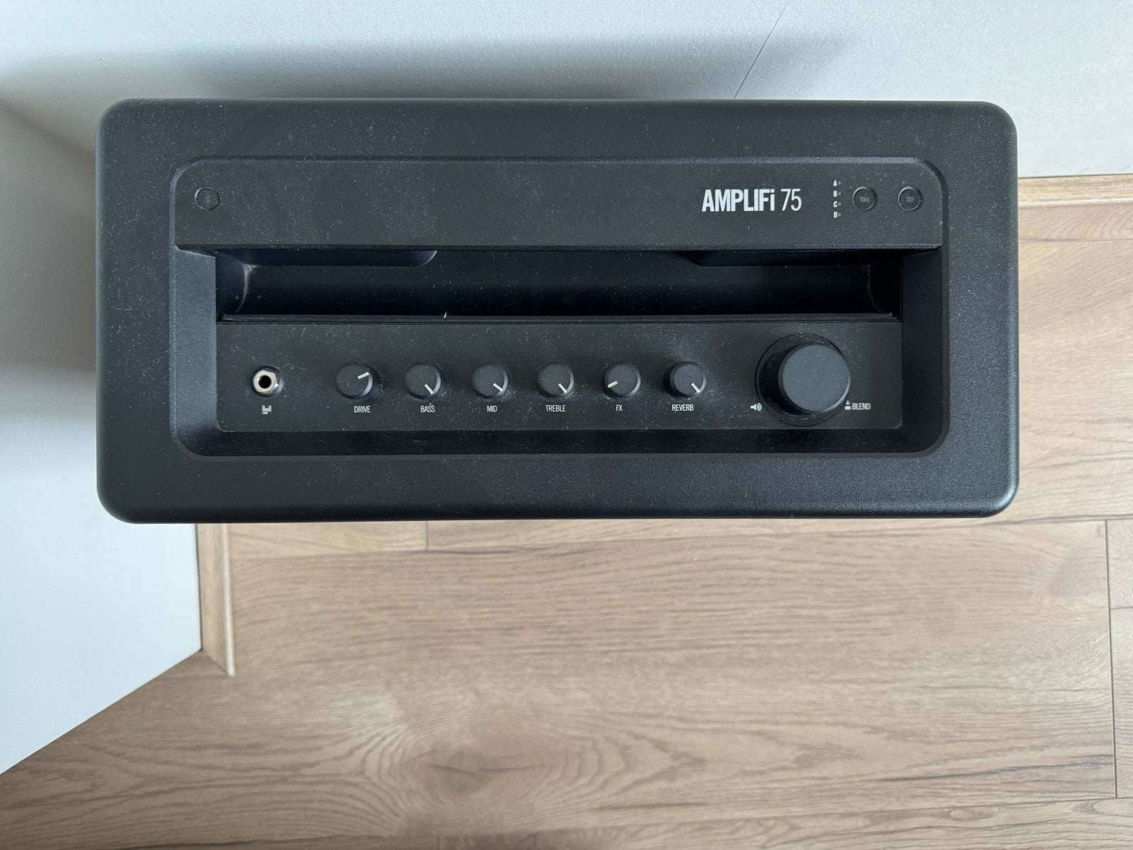 Foto 2 van Line6 Amplifi 75