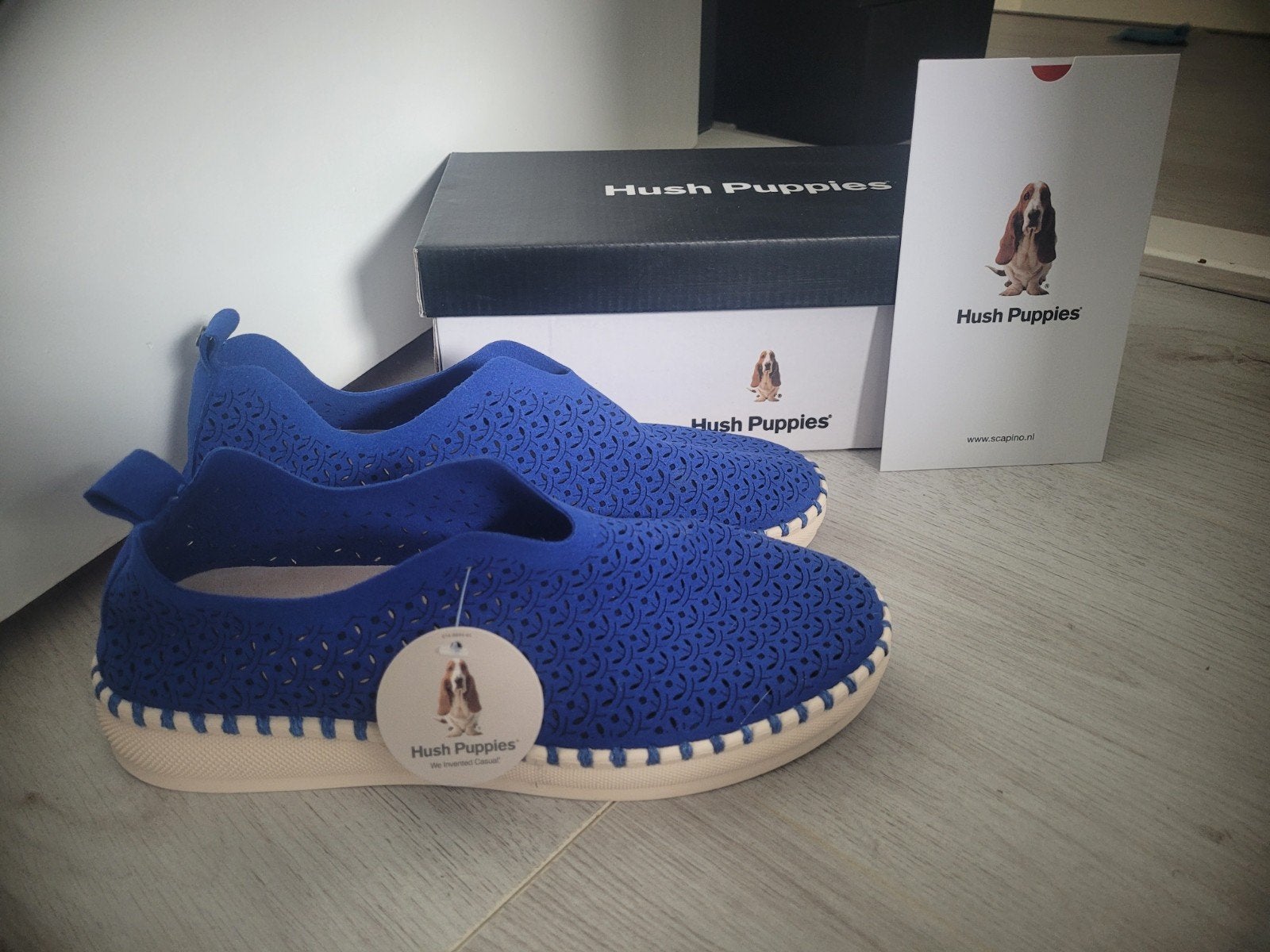 Splinternieuwe Hush Puppies instappers kobalt blauw maat 38, Blauw, Instappers, Nieuw, Ophalen of Verzenden