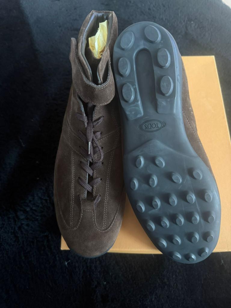 Tods schoenen donkerbruin suede nieuw maat 10,5, Ophalen of Verzenden, Nieuw, Bruin