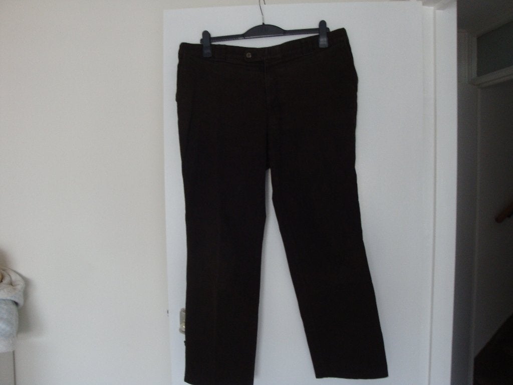 Lange donker groene heren broek. Maat 58., Ophalen of Verzenden, Zo goed als nieuw, Maat 56/58 (XL), Groen