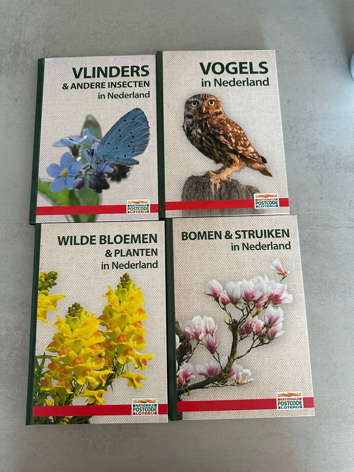 Natuurboeken Nederland: Vlinders, Vogels, Bloemen, Bomen, Ophalen of Verzenden, Zo goed als nieuw, Natuur algemeen
