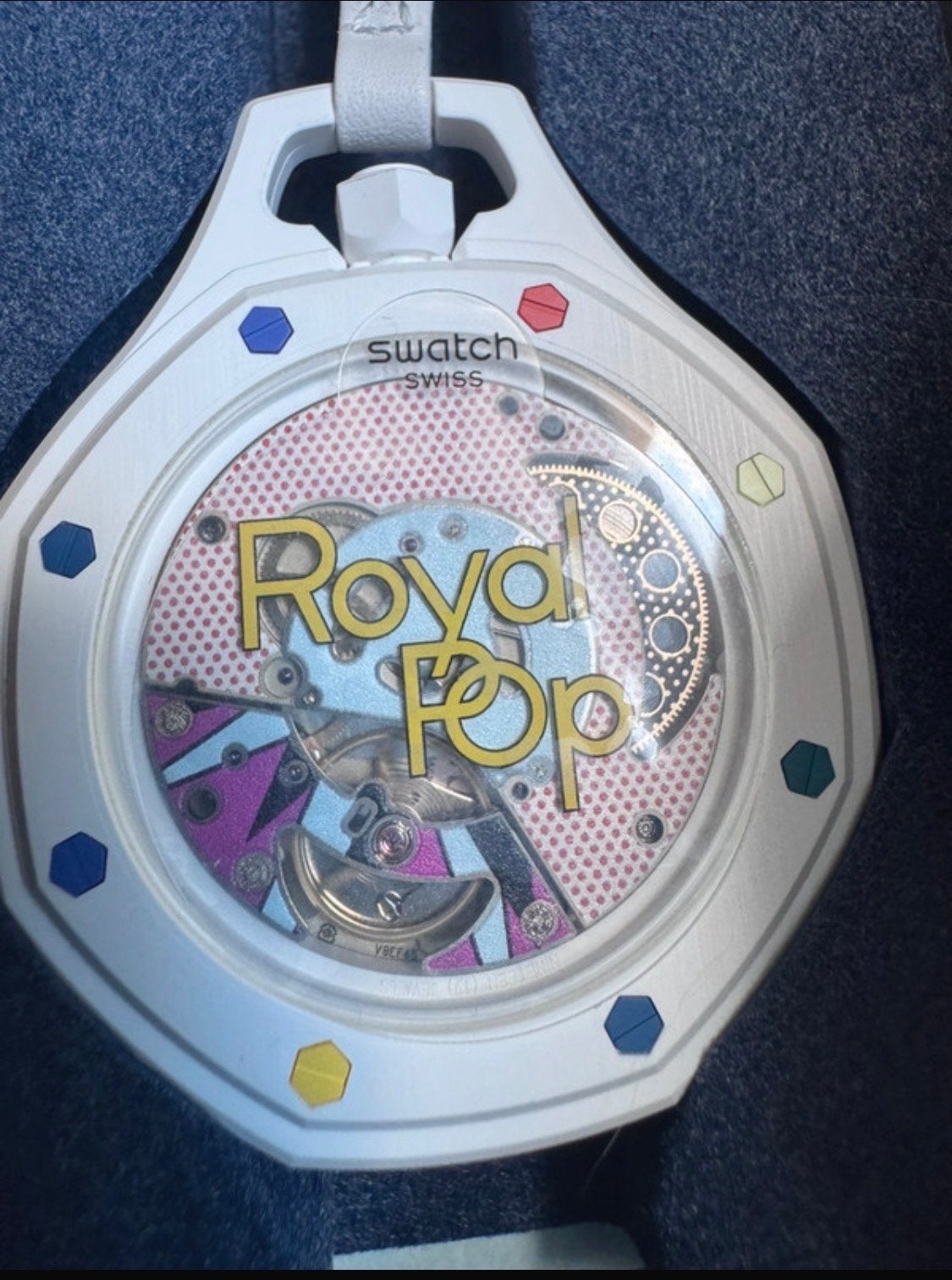 Audemars Piguet x Swatch Huit Blanc Royal Pop, Sieraden, Tassen en Uiterlijk, Horloges | Dames, Verzenden, Swatch, Nieuw, Kunststof