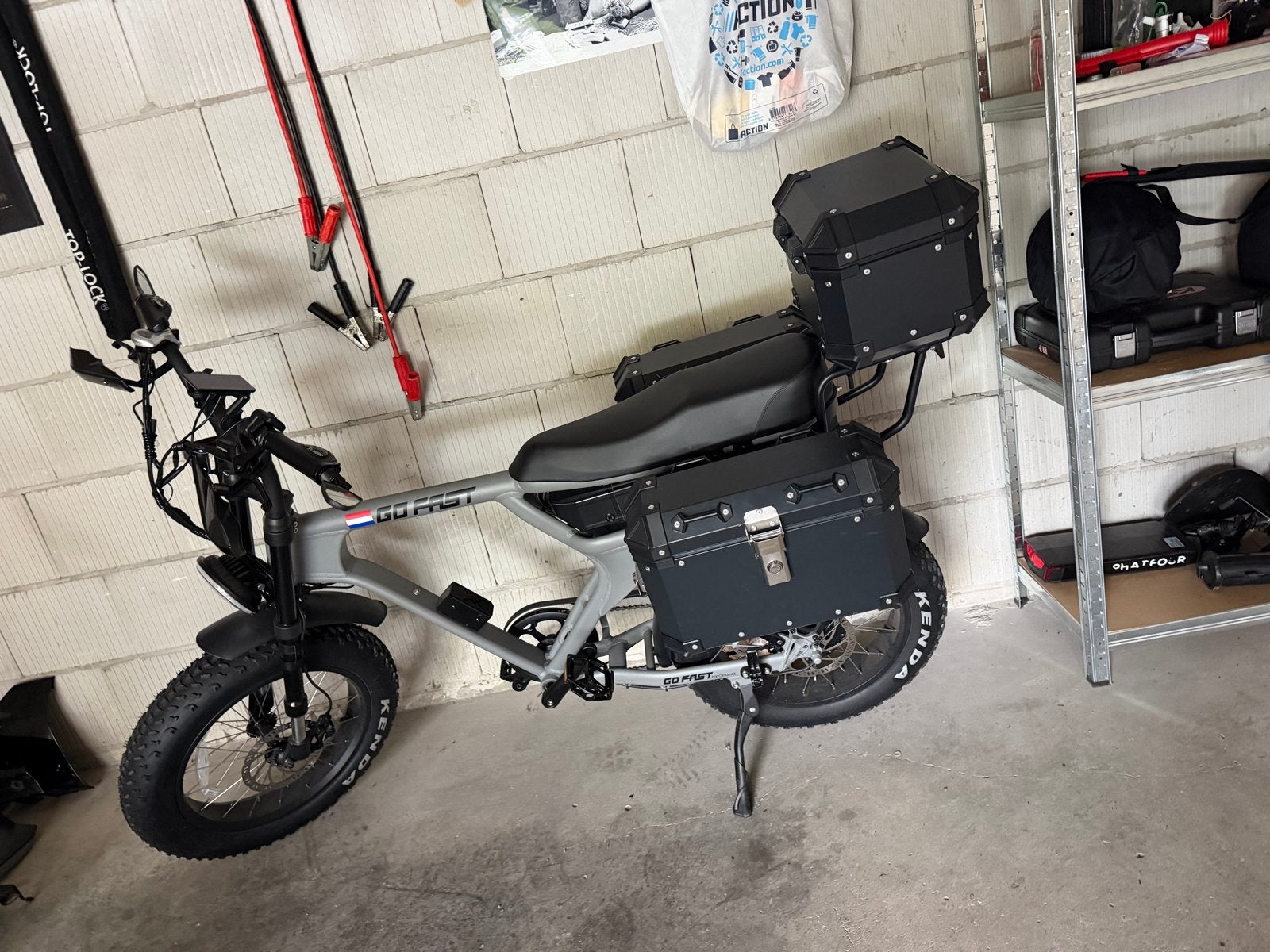 Go Fast E-bike met alarm en koffers, Fietsen en Brommers, Ophalen, Zo goed als nieuw, Overige merken