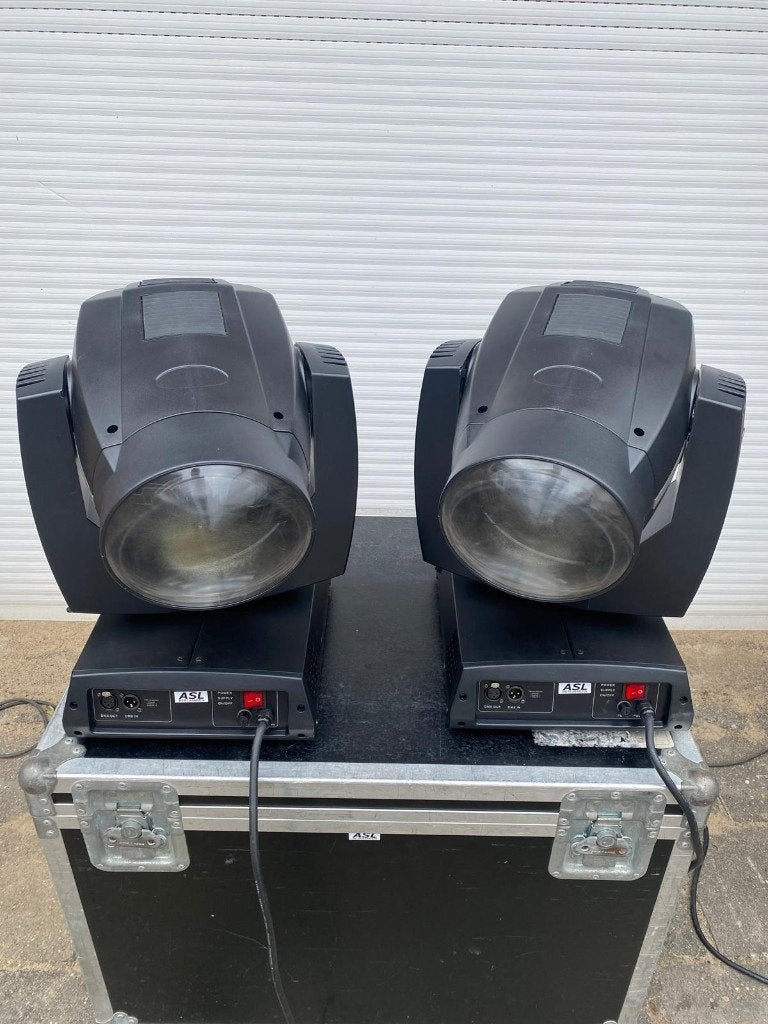 4x Moving head beam 300 met flightcase, Ophalen, Gebruikt, Licht, Kleur