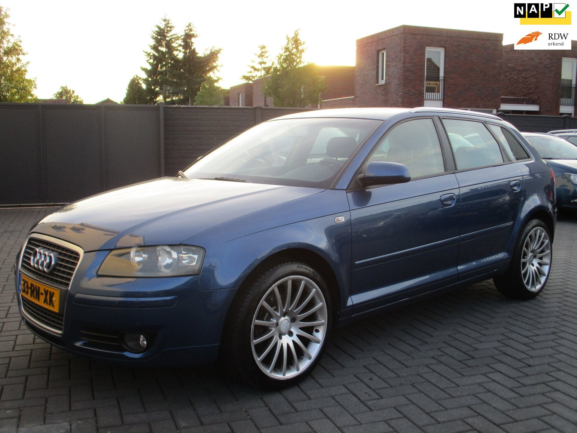 Audi A3 Sportback 1.6 FSI Attraction Sportback Airco Clima !, Auto's, Audi, Voorwielaandrijving, Dealer onderhouden, Gebruikt