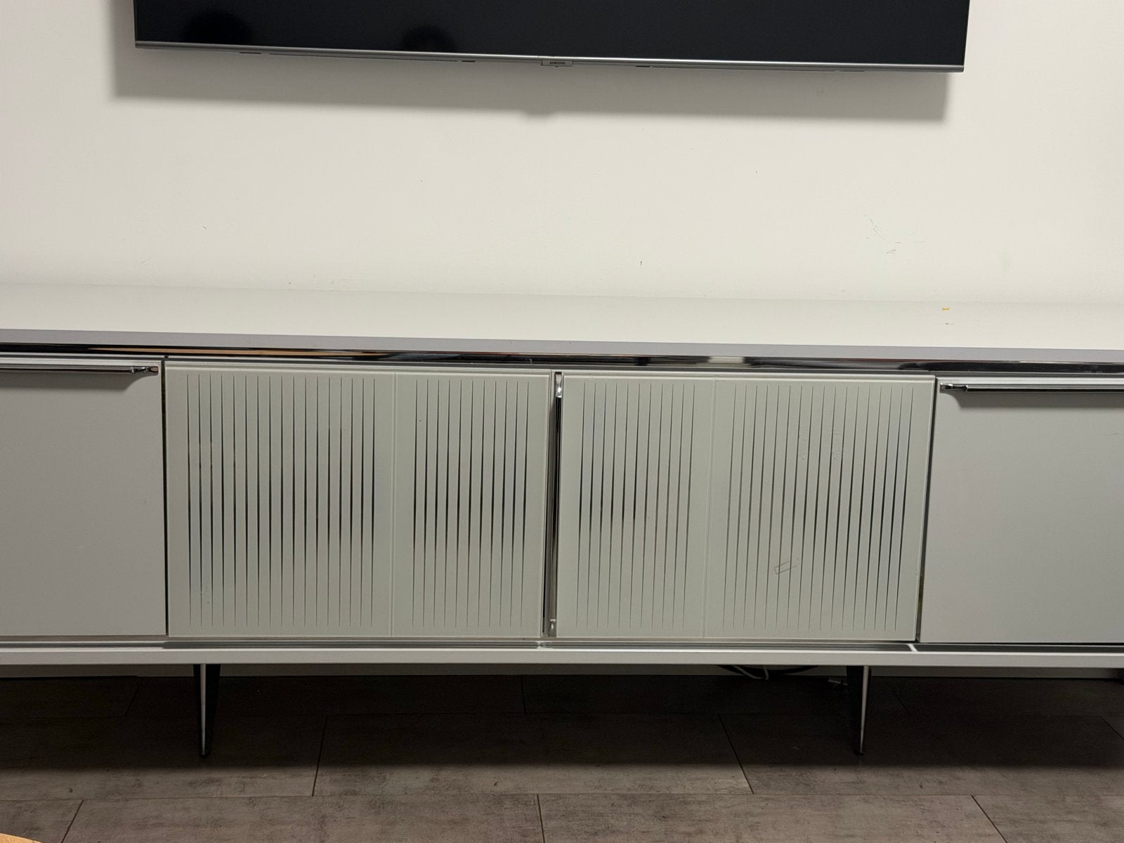 Modern TV-meubel/ 200 cm breed, 64 cm hoog, Ophalen, Overige materialen, Gebruikt, 200 cm of meer