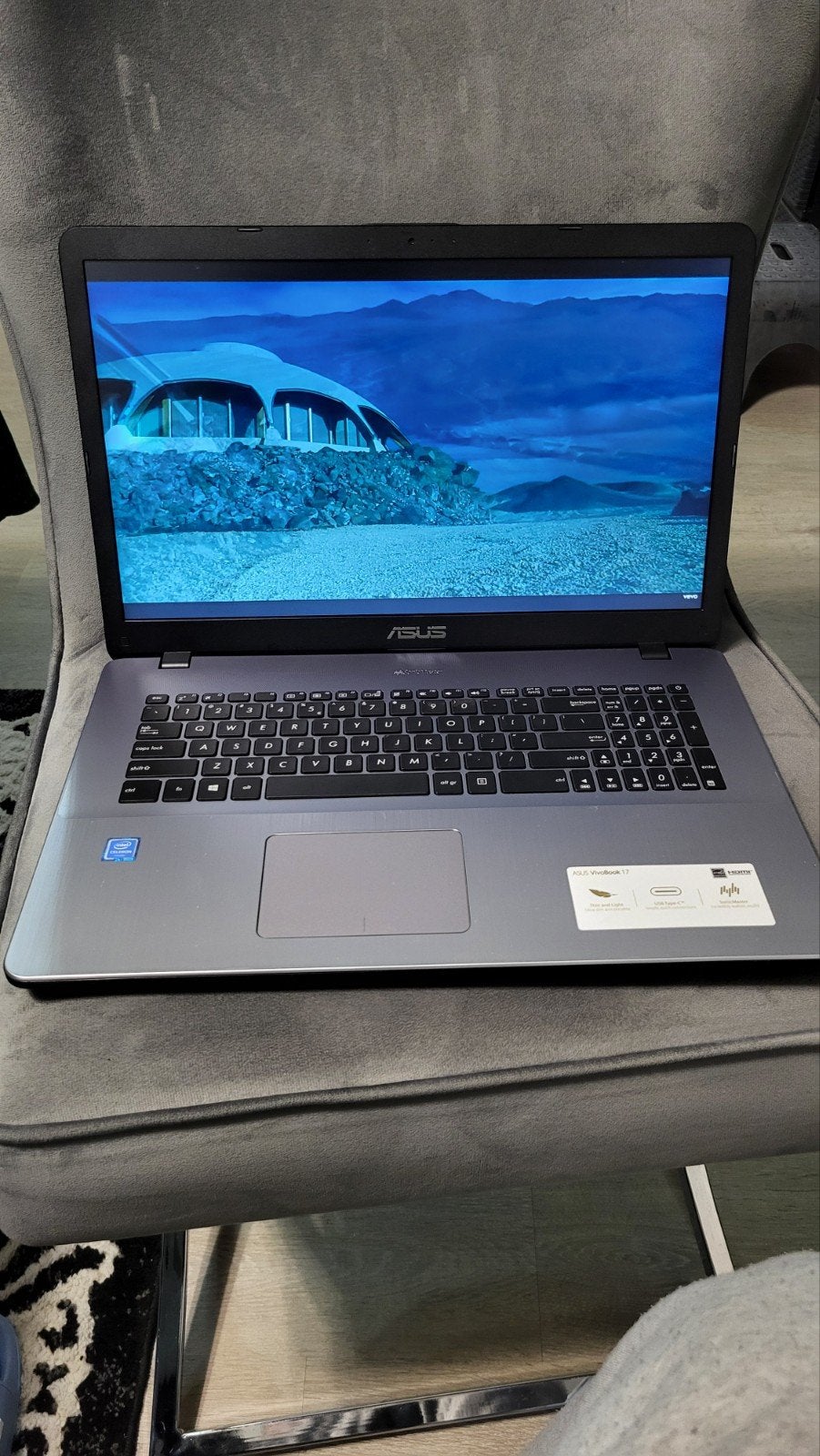 laptop asus vivobook 17, Computers en Software, 2 tot 3 Ghz, Ophalen of Verzenden, Zo goed als nieuw, SSD