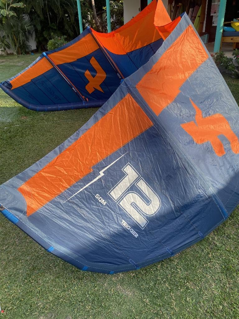 F-One Bullit 9m  + Trigger 12m + Kitebar + Shinn 138x43, Watersport en Boten, Twintip, Ophalen, Zo goed als nieuw, Kitesurf-set