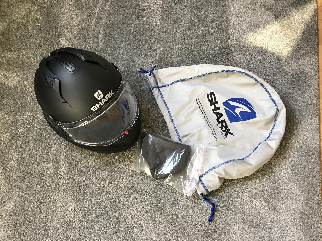 Motor Helm Shark maat M 1 x gedragen Nieuw, Motoren, Ophalen, M, Shark, Nieuw zonder kaartje